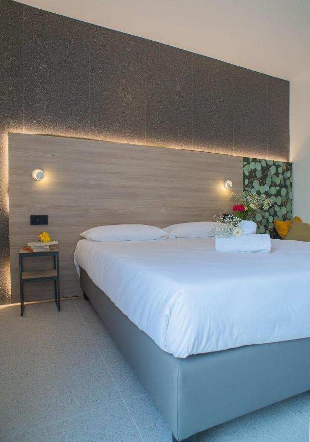 Hub Hotel Γκούμπιο Εξωτερικό φωτογραφία