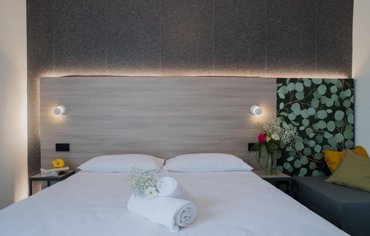 Hub Hotel Γκούμπιο Εξωτερικό φωτογραφία