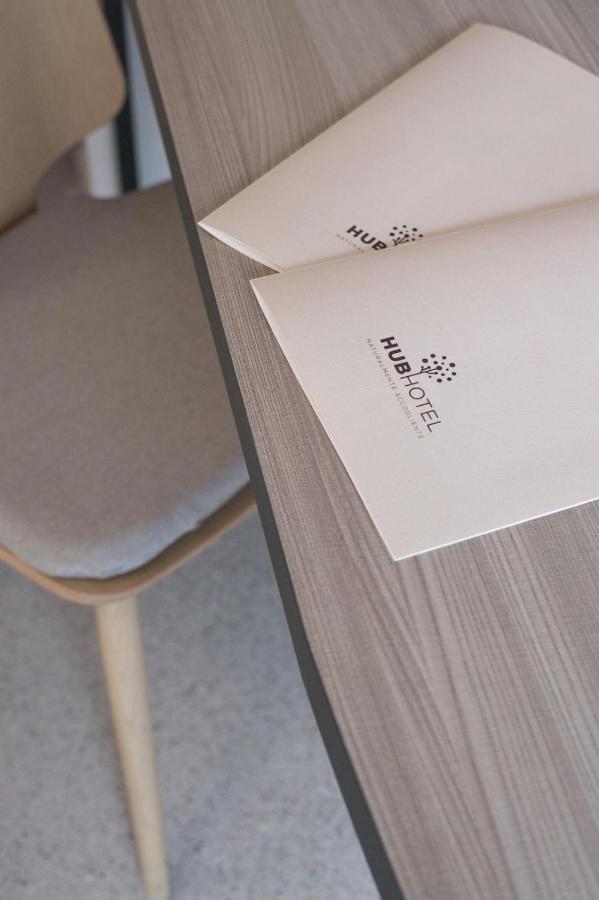 Hub Hotel Γκούμπιο Εξωτερικό φωτογραφία