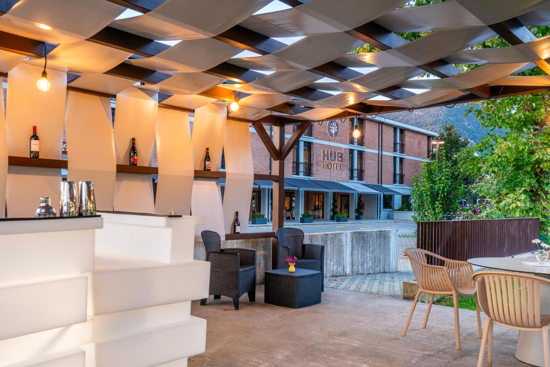 Hub Hotel Γκούμπιο Εξωτερικό φωτογραφία
